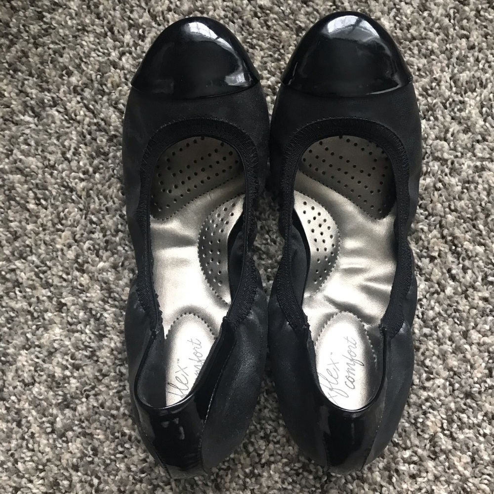 Black flats